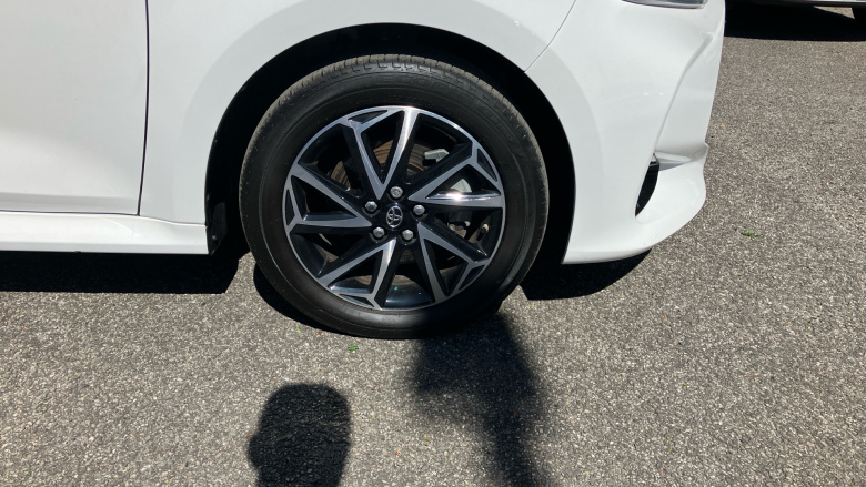 Toyota Yaris 1.5 Hybrid Design 5dr CVT Hybrid Hatchback
